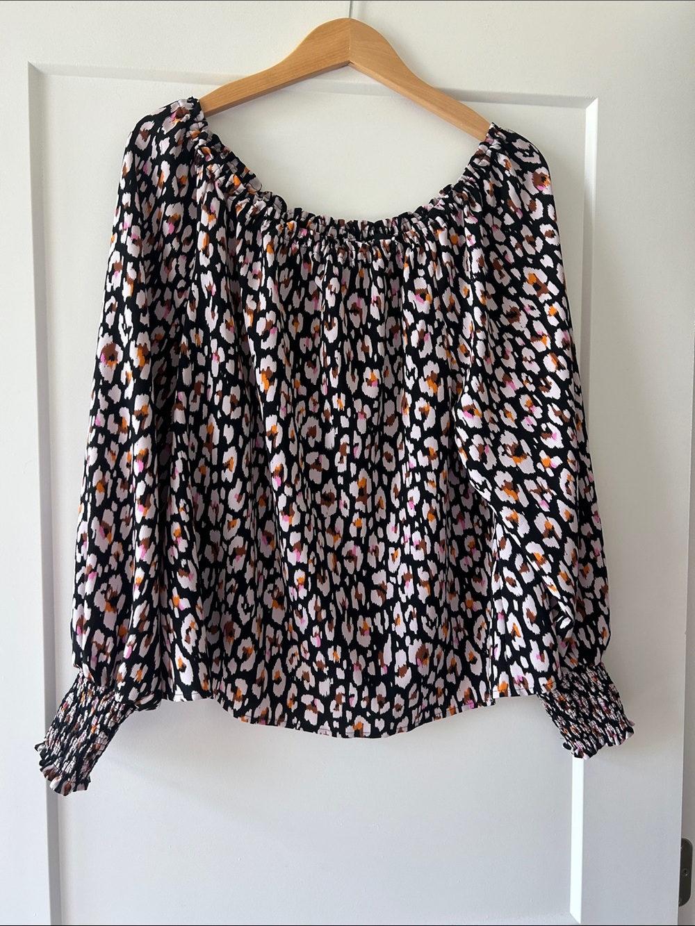 Sanctuary Black Off-Shoulder Leopard Print Blouse with Pink & Tan Spots